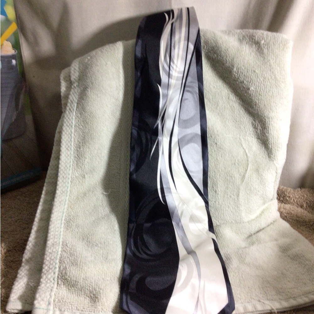Stacy Adams Black and White Swirl Pattern Tie